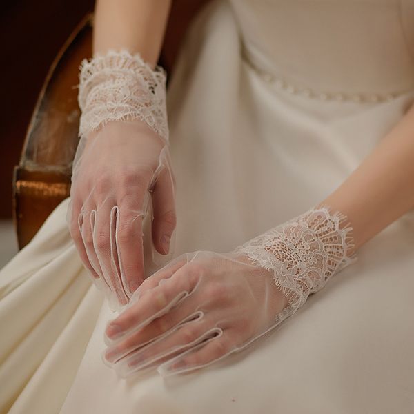 2023 bridal gloves wedding accessories tulle with lace ivory wrist length full finger, White
2023 bridal gloves wedding accessories tulle with lace ivory wrist length full finger, White