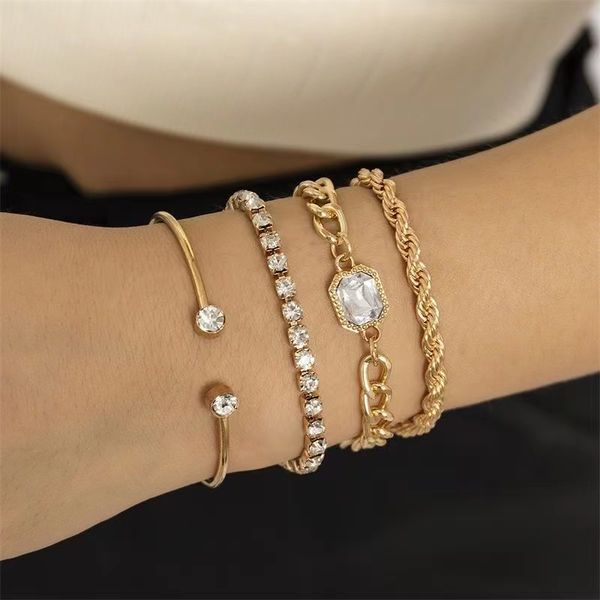 4pcs/set bracelet designer for women new fashion bracelet love bracelet for woman brand simple letters diamond lady-g2, Black
4pcs/set bracelet designer for women new fashion bracelet love bracelet for woman brand simple letters diamond lady-g2, Black