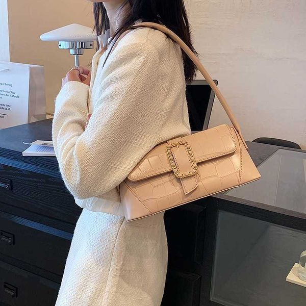 new evening bags fashionable underarm stick bag women's summer fashion texture stone pattern advanced small handheld shoulder 230704
new evening bags fashionable underarm stick bag women's summer fashion texture stone pattern advanced small handheld shoulder 230704