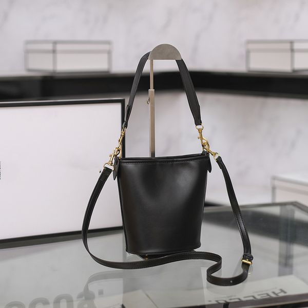 brand 2024 day packs new women's bucket bag wandering bag handbag one shoulder crossbody bag texture
brand 2024 day packs new women's bucket bag wandering bag handbag one shoulder crossbody bag texture