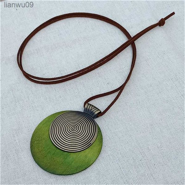 vintage woman choker necklace wholesale fashion jewelry wooden round lines pendant long necklace for women collares green l230704, Silver
vintage woman choker necklace wholesale fashion jewelry wooden round lines pendant long necklace for women collares green l230704, Silver