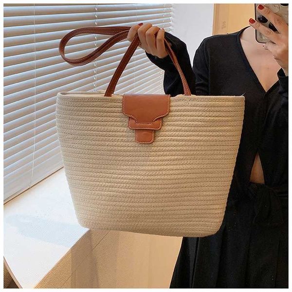 lady evening bags summer popular straw knitted large capacity handheld women's bag with versatile style and contrast color one shoulder
lady evening bags summer popular straw knitted large capacity handheld women's bag with versatile style and contrast color one shoulder
