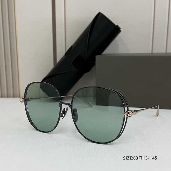 new round frame sunglasses women retro brand designer brown black oversized lady sun glasses female fashion outdoor driving, Silver
new round frame sunglasses women retro brand designer brown black oversized lady sun glasses female fashion outdoor driving, Silver