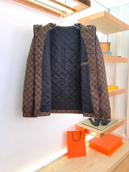 men's autumn hooded printed jacket type down jacket, heavy printed fashion, white duck down soft and warm., Black;brown
men's autumn hooded printed jacket type down jacket, heavy printed fashion, white duck down soft and warm., Black;brown