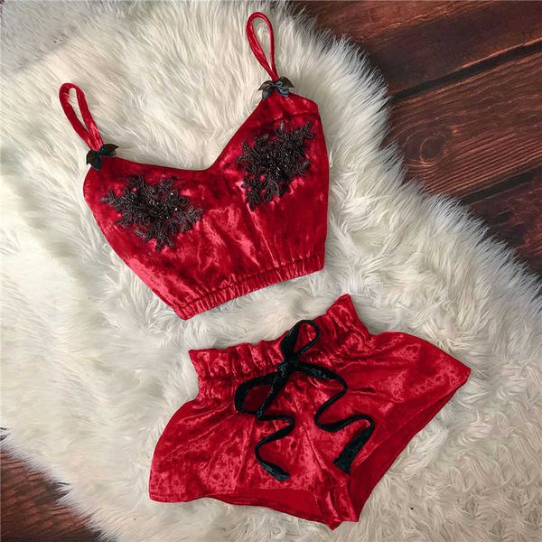 women's sleep lounge women satin pajamas set v-neck camisole sleepwear lace lingerie bowknot shorts set pyjamas feminino
women's sleep lounge women satin pajamas set v-neck camisole sleepwear lace lingerie bowknot shorts set pyjamas feminino