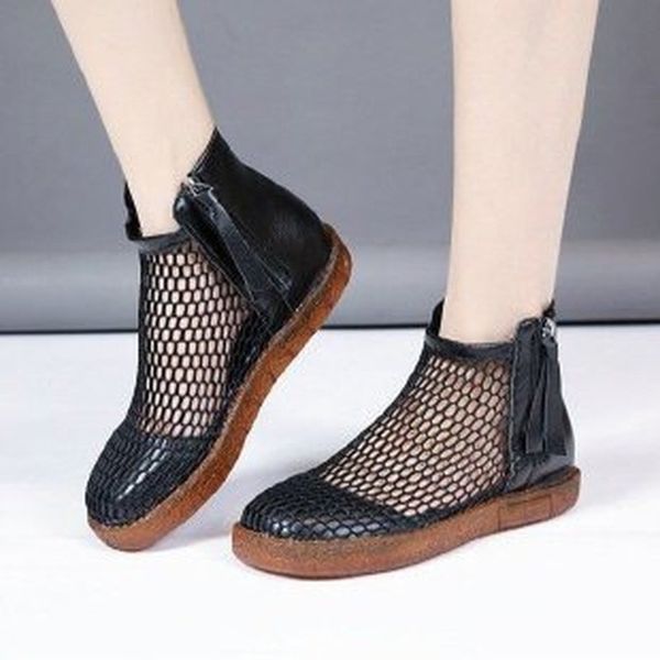slippers summer flat shoes leather mesh breathable sandals female students korean version hollow women 230703, Black
slippers summer flat shoes leather mesh breathable sandals female students korean version hollow women 230703, Black