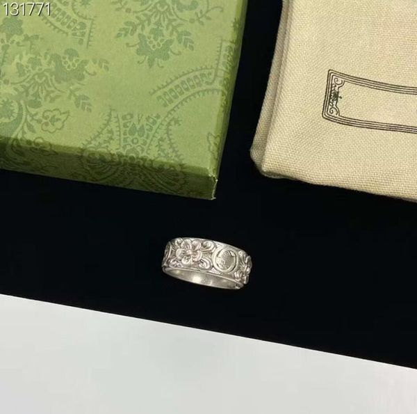 fashion interlocking letter rings antique silver flower finger bague women designer jewelry party lovers gift, Slivery;golden
fashion interlocking letter rings antique silver flower finger bague women designer jewelry party lovers gift, Slivery;golden