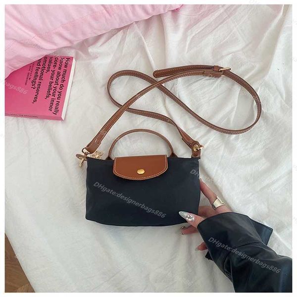 store wholesale bag cross-body luxury crossbody mini dumpling change fashion mobile nylon cowhide mini women totes bags designer handbags, Red;black
store wholesale bag cross-body luxury crossbody mini dumpling change fashion mobile nylon cowhide mini women totes bags designer handbags, Red;black