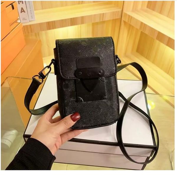 new printed embossed fashion single shoulder crossbody bag brand quality mobile phone bag shoulder bags
new printed embossed fashion single shoulder crossbody bag brand quality mobile phone bag shoulder bags