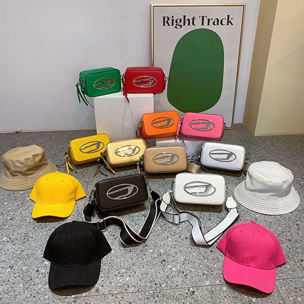 2023 summer small fresh fashion simple women's shoulder bag trend crossbody bag new small square bag 230704
2023 summer small fresh fashion simple women's shoulder bag trend crossbody bag new small square bag 230704