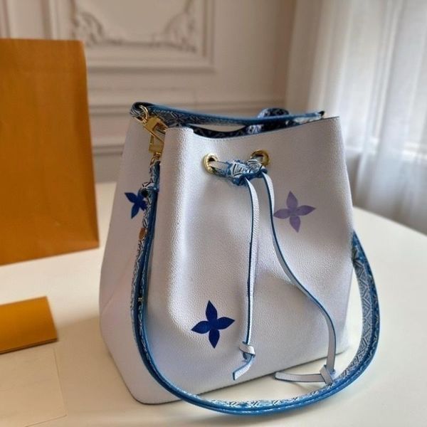 shoulder bags new designer handbag women's shoulder bag fashion leather bag advanced flower letter bundle bag bucket bag casual crossbo
shoulder bags new designer handbag women's shoulder bag fashion leather bag advanced flower letter bundle bag bucket bag casual crossbo