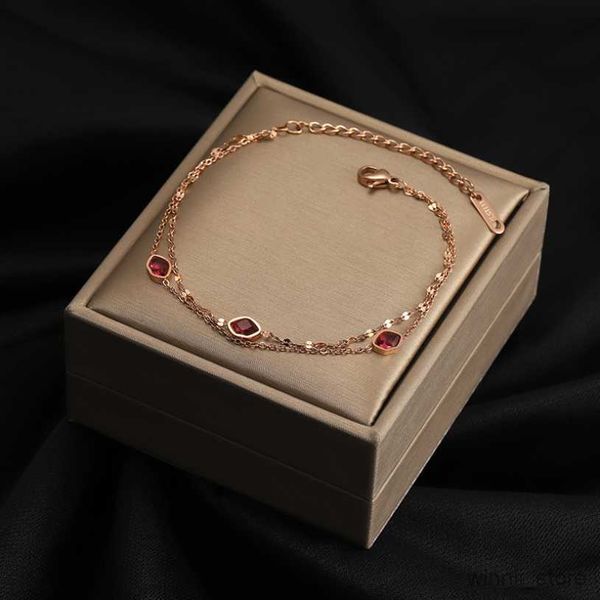 charm bracelets stainless steel new fashion upscale jewelry layer red lips passionate lover chain bracelets bangles for women r230704, Golden;silver
charm bracelets stainless steel new fashion upscale jewelry layer red lips passionate lover chain bracelets bangles for women r230704, Golden;silver