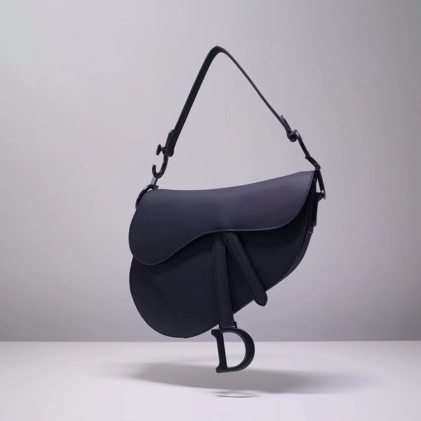 popular and fashionable shoulder bag super aaa quality genuine leather classic saddle bag ladies d handbags lady letters bag designer cross
popular and fashionable shoulder bag super aaa quality genuine leather classic saddle bag ladies d handbags lady letters bag designer cross