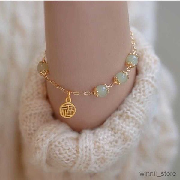 charm bracelets small group design advanced feeling lucky character bracelet female natural fashion lovers' friend r230704, Golden;silver
charm bracelets small group design advanced feeling lucky character bracelet female natural fashion lovers' friend r230704, Golden;silver