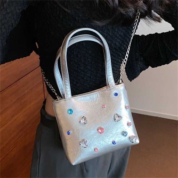 evening bags korean fashion summer handheld bag for women's new colorful diamond bucket small and high end chain crossbody 230704
evening bags korean fashion summer handheld bag for women's new colorful diamond bucket small and high end chain crossbody 230704