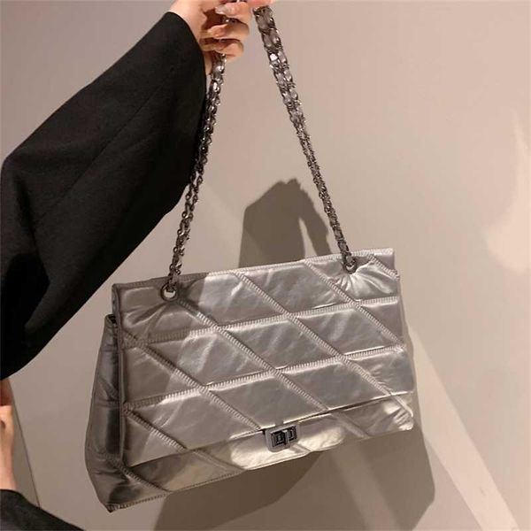 evening bags advanced quality chain tote bag women's lingge versatile shoulder large capacity crossbody underarm 230704
evening bags advanced quality chain tote bag women's lingge versatile shoulder large capacity crossbody underarm 230704