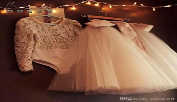long sleeves lace flower girls dresses lovely tulle little kids skirts two pieces princess communion birthday gowns4577299, White;blue
long sleeves lace flower girls dresses lovely tulle little kids skirts two pieces princess communion birthday gowns4577299, White;blue