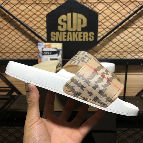 with box men massage pantoufle designer slipper soft massage slides sandals shoes slide summer beach outdoor cool slippers fashion fl vd, Black
with box men massage pantoufle designer slipper soft massage slides sandals shoes slide summer beach outdoor cool slippers fashion fl vd, Black