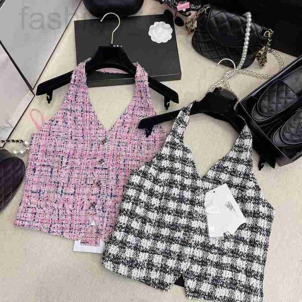 women's vests designer 2023 luxury elegant tweed tanks fashion lady crop summer single breasted sleeveless v-neck vest 7ngb, Black;white
women's vests designer 2023 luxury elegant tweed tanks fashion lady crop summer single breasted sleeveless v-neck vest 7ngb, Black;white