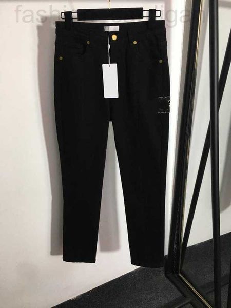 women's pants & capris designer 23ss women brand denim pants sequin beaded slim denims trousers stylish casual high waist women clothes, Black;white
women's pants & capris designer 23ss women brand denim pants sequin beaded slim denims trousers stylish casual high waist women clothes, Black;white