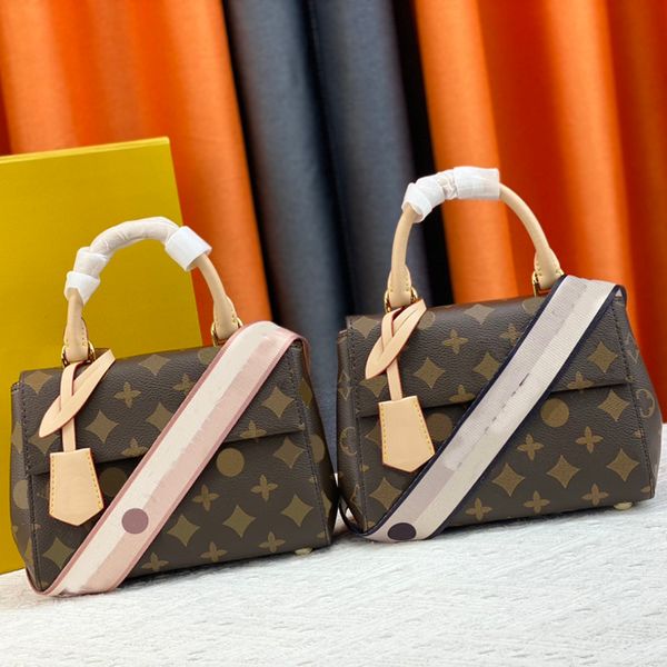 designer bag retro shoulder bag canvas handbag 5a old flower flap handbag crossbody bag leather bag
designer bag retro shoulder bag canvas handbag 5a old flower flap handbag crossbody bag leather bag