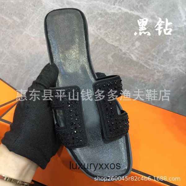 with 2023 designer classic sandal h family slippers high version flat bottom oran palm slipper print leather beach gyxs
with 2023 designer classic sandal h family slippers high version flat bottom oran palm slipper print leather beach gyxs