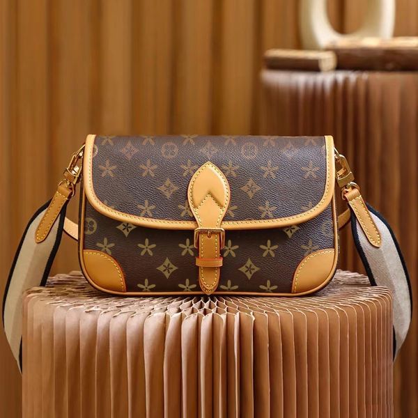 luxury designer m45985 diane bag m46386 genuine leather wallets baguette womens travel bag clutch cross body shoulder tote handbags stuff sa
luxury designer m45985 diane bag m46386 genuine leather wallets baguette womens travel bag clutch cross body shoulder tote handbags stuff sa