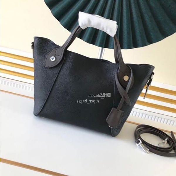 lm40156v designer tote bag genuine leather handbag 23cm luxury shoulder bag delicate knockoff composite bag with box yl082 fuxjw
lm40156v designer tote bag genuine leather handbag 23cm luxury shoulder bag delicate knockoff composite bag with box yl082 fuxjw