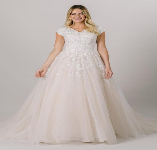 2021 champagne modest wedding dresses cap sleeves v neck buttons beaded lace lds bridal gowns country religious bride dress1129170, White
2021 champagne modest wedding dresses cap sleeves v neck buttons beaded lace lds bridal gowns country religious bride dress1129170, White