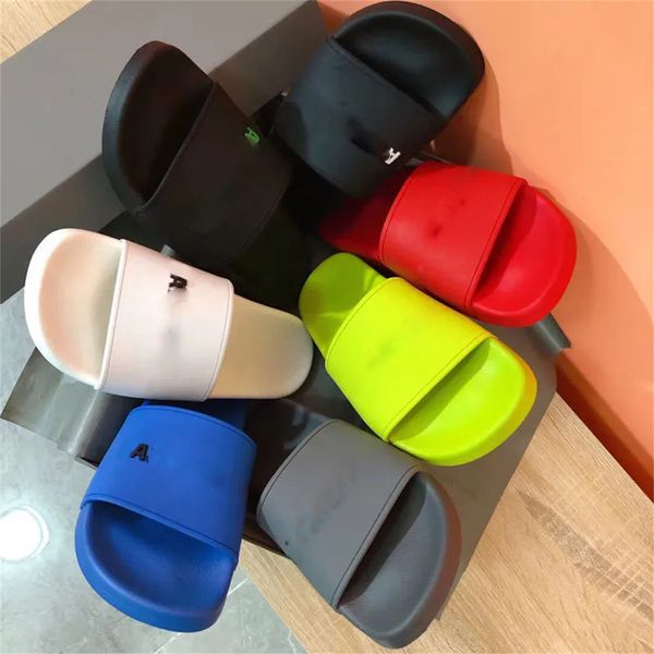 2023 designer slides mens brand slippers bag bloom flowers printing leather web black shoes fashion luxury summer sandals beach sneakers
2023 designer slides mens brand slippers bag bloom flowers printing leather web black shoes fashion luxury summer sandals beach sneakers