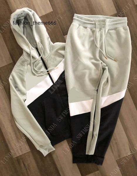 mens tracksuits designer hooded print casual leisure fashion streetwear pullover sweatshirt casual training sets clean stock not return trac, Gray
mens tracksuits designer hooded print casual leisure fashion streetwear pullover sweatshirt casual training sets clean stock not return trac, Gray