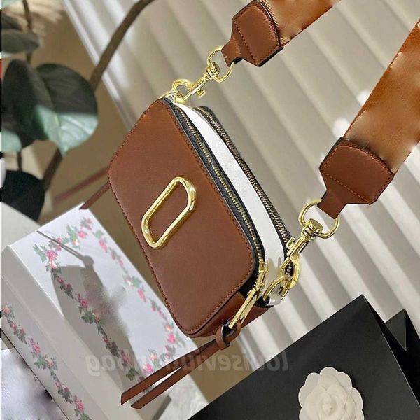 lm40156v designer womens shoulder bag letter pink green black color contrast camera bags versatile messenger bags 104213 heujb
lm40156v designer womens shoulder bag letter pink green black color contrast camera bags versatile messenger bags 104213 heujb