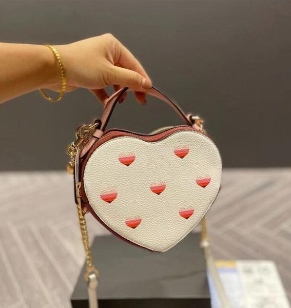 designers flap bags shoulder hobo bag luxurys women coacs handbag leather box packing genuine leather
designers flap bags shoulder hobo bag luxurys women coacs handbag leather box packing genuine leather