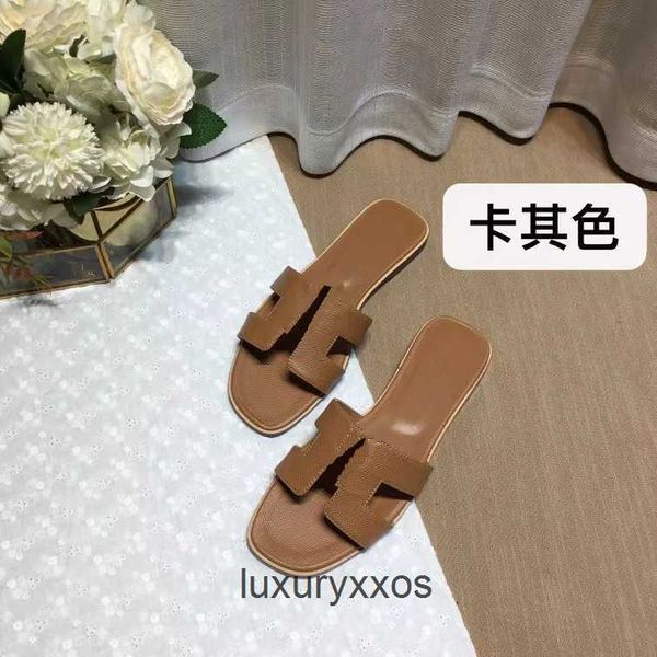 2023 oran slipper fashion one designer classic h sandal outwear slippers high edition women's summer line flat bottom versatile pduf
2023 oran slipper fashion one designer classic h sandal outwear slippers high edition women's summer line flat bottom versatile pduf