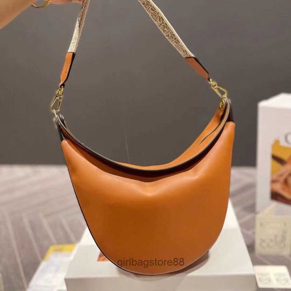 women's lady spain girl luna bag designer bags loewsbag knitted embroidery shoulder strap saddle single underarm backpack otct
women's lady spain girl luna bag designer bags loewsbag knitted embroidery shoulder strap saddle single underarm backpack otct