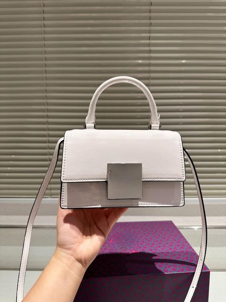 handheld chain women's bag 2023 new simple and popular one shoulder small square bag texture crossbody bag
handheld chain women's bag 2023 new simple and popular one shoulder small square bag texture crossbody bag