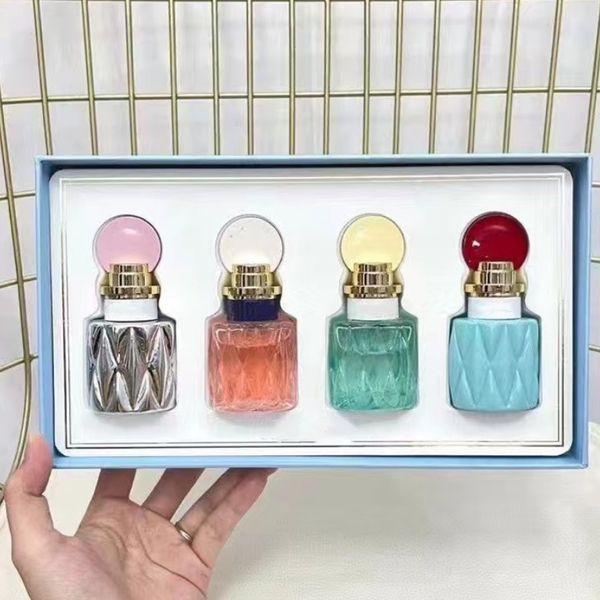 brand perfume 4 types perfume set 20ml eau de toilette long lasting scent perfume body perfume women perfume gift
brand perfume 4 types perfume set 20ml eau de toilette long lasting scent perfume body perfume women perfume gift