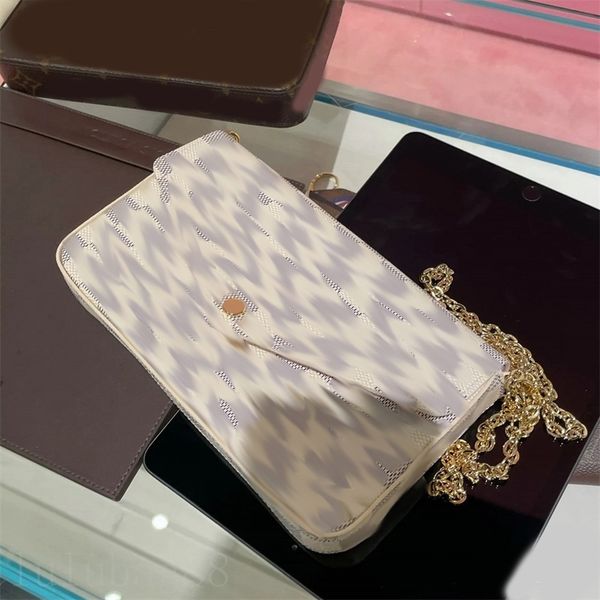card holder designer bag pochette felicie crossbody bag for women old flower brown oblong small plaid shoulder bags classic retro no fade me
card holder designer bag pochette felicie crossbody bag for women old flower brown oblong small plaid shoulder bags classic retro no fade me