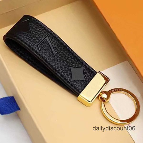 leather keychain card holder exquisite luxury designer keyring zinc alloy letter lanyard cute for women men black white metal small jewelry, Golden;silver
leather keychain card holder exquisite luxury designer keyring zinc alloy letter lanyard cute for women men black white metal small jewelry, Golden;silver