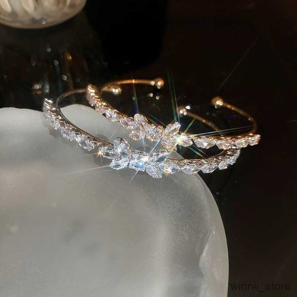 charm bracelets luxury shiny bow open bracelets for women high-quality full of bracelets jewelry gifts r230704, Golden;silver
charm bracelets luxury shiny bow open bracelets for women high-quality full of bracelets jewelry gifts r230704, Golden;silver