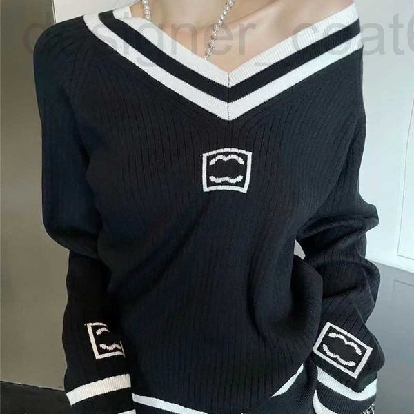 women's sweaters designer fashion designer channel wear heart-shaped v-neck knit vertical alphabet embroidery soft and comfortable base, White;black
women's sweaters designer fashion designer channel wear heart-shaped v-neck knit vertical alphabet embroidery soft and comfortable base, White;black