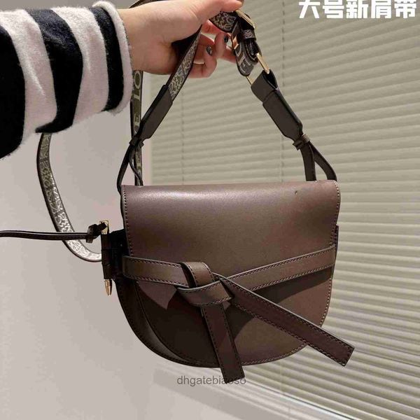loewbags strap totes gates bag women bags 2023 designer women's saddle knitted letter wide shoulder single crossbody 1ftq
loewbags strap totes gates bag women bags 2023 designer women's saddle knitted letter wide shoulder single crossbody 1ftq