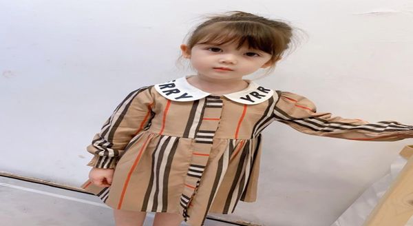 2020 new children letter doll lapel plaid dress kids ruffle long sleeve pleated dress designer girls cotton lattice dress a37107675291, Red;yellow
2020 new children letter doll lapel plaid dress kids ruffle long sleeve pleated dress designer girls cotton lattice dress a37107675291, Red;yellow