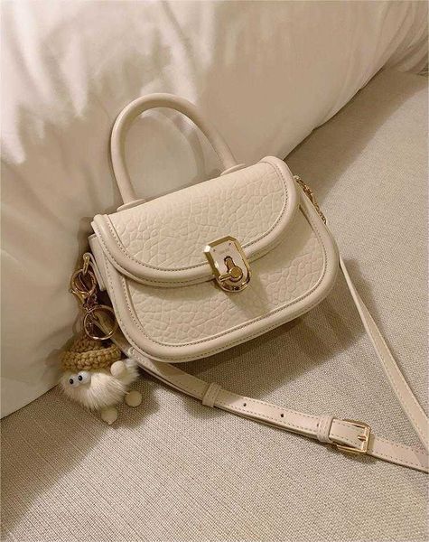 nanfeng chio2nd white moonlight saddle bag women's spring/summer commuter handbag single shoulder crossbody bag
nanfeng chio2nd white moonlight saddle bag women's spring/summer commuter handbag single shoulder crossbody bag