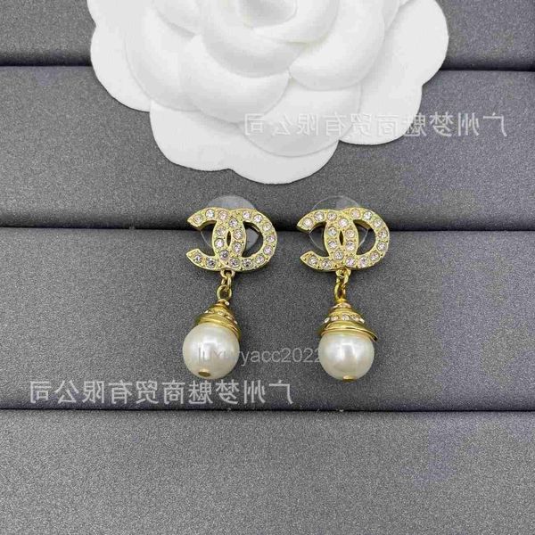 women earrings jewelry c small fragrant style double letter diamond spiral light gold pearl pendant with premium feel light luxury and celeb, Golden
women earrings jewelry c small fragrant style double letter diamond spiral light gold pearl pendant with premium feel light luxury and celeb, Golden