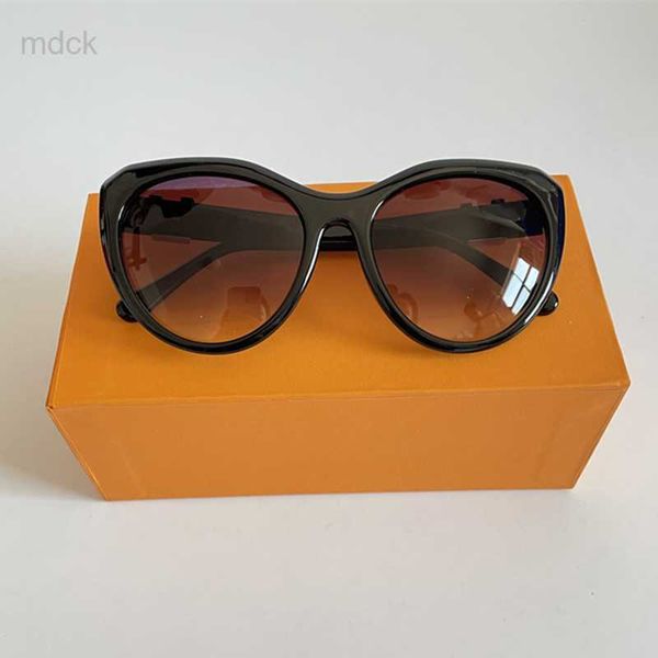 sunglasses luxury designer sunglasses for women men big frame eyewear classic eyeglasses uv protection retro glasses 18 colorhkd230704, White;black
sunglasses luxury designer sunglasses for women men big frame eyewear classic eyeglasses uv protection retro glasses 18 colorhkd230704, White;black