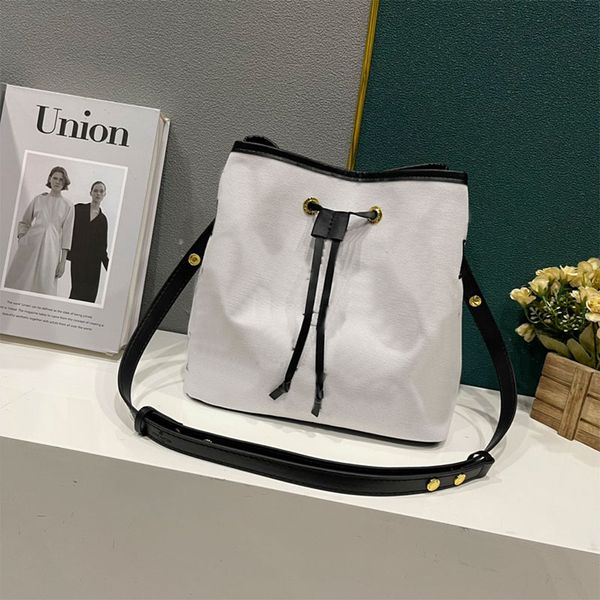 women bucket crossbody bag handbags purse cotton cloth leather drawstring strap embroidered letter internal zipper pocket classic shoulder b
women bucket crossbody bag handbags purse cotton cloth leather drawstring strap embroidered letter internal zipper pocket classic shoulder b