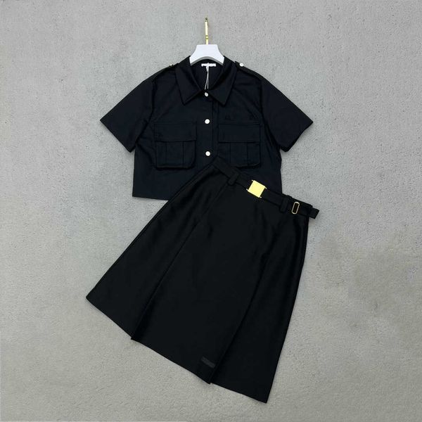 high-quality two piece set designer woman clothe short-sleeved pocket decoration splicing solid color skirt loose fit shirt short dress for, White
high-quality two piece set designer woman clothe short-sleeved pocket decoration splicing solid color skirt loose fit shirt short dress for, White