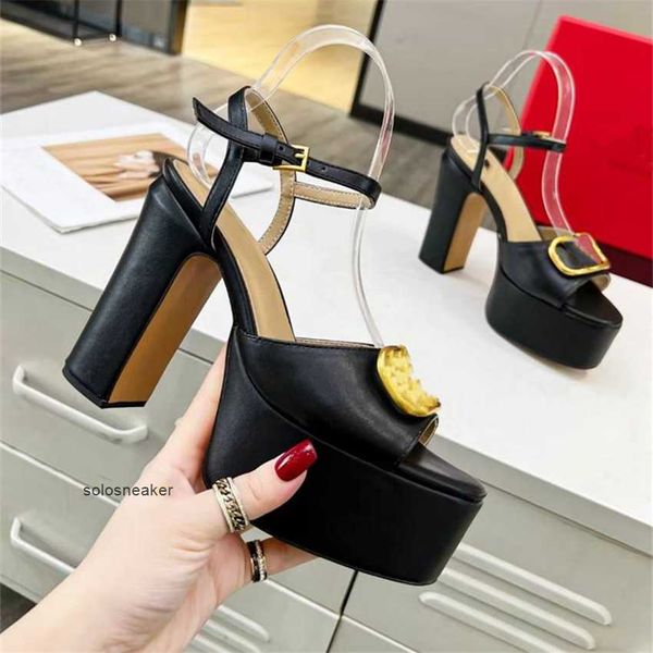 heels brand wedding valentinoly women sandals luxury es business dress shoe party leather high summer popular casual flat, Black
heels brand wedding valentinoly women sandals luxury es business dress shoe party leather high summer popular casual flat, Black