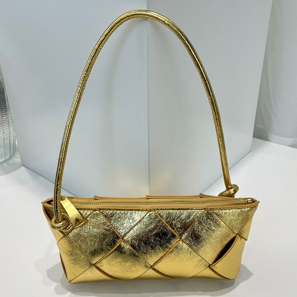 pouch dumpling bag underarm hobo bag cross body purse designer handbag woven shoulder bag cowhide genuine leahter zipper open classic letter
pouch dumpling bag underarm hobo bag cross body purse designer handbag woven shoulder bag cowhide genuine leahter zipper open classic letter
